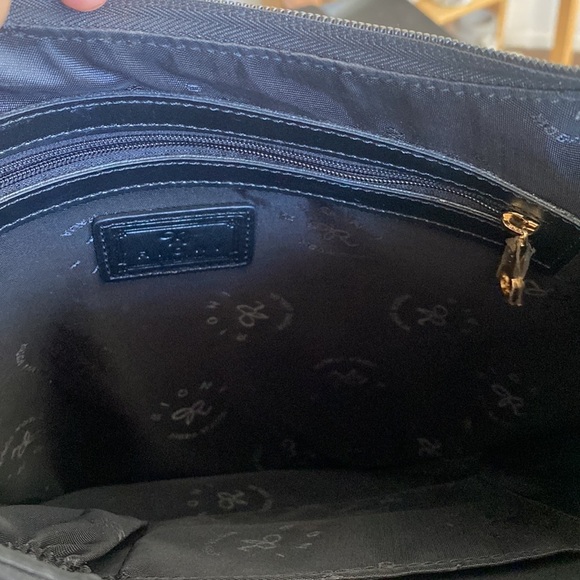 Rioni - Medium Monogram Canvas Shoulder Bag Black - Picture 9 of 9